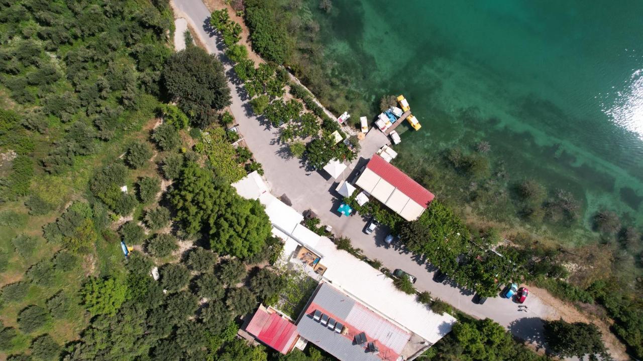 Korissia With Lake View Kournás Exterior foto
